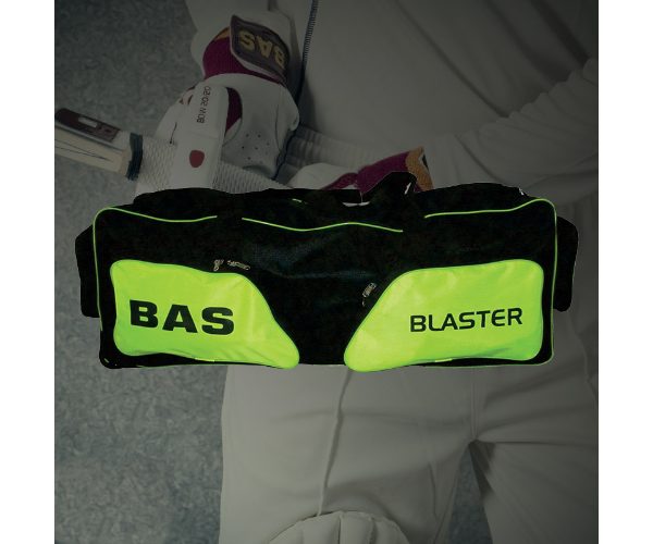 BAS CRICKET BAG BLASTER WHEELIE