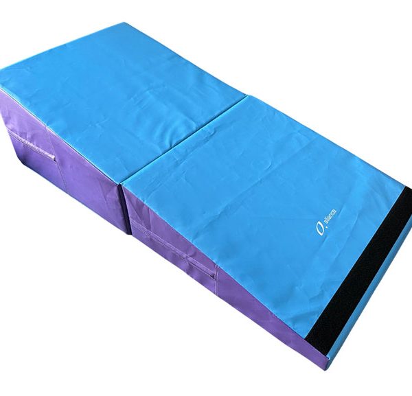 FOAM WEDGE SHAPE MEDIUM 122x61x36CM